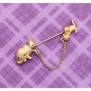 Vintage Pet Cat Gold Tone Stick Pin by Avon - V19